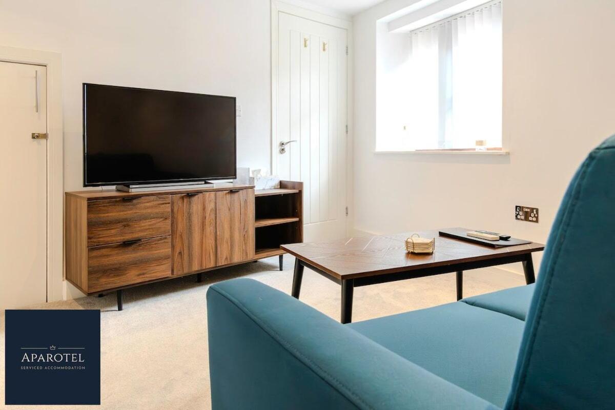 Aparotel Serviced Apartments - Stonehenge, Amesbury Town Centre Camera foto