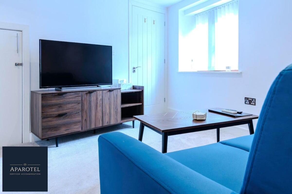 Aparotel Serviced Apartments - Stonehenge, Amesbury Town Centre Camera foto