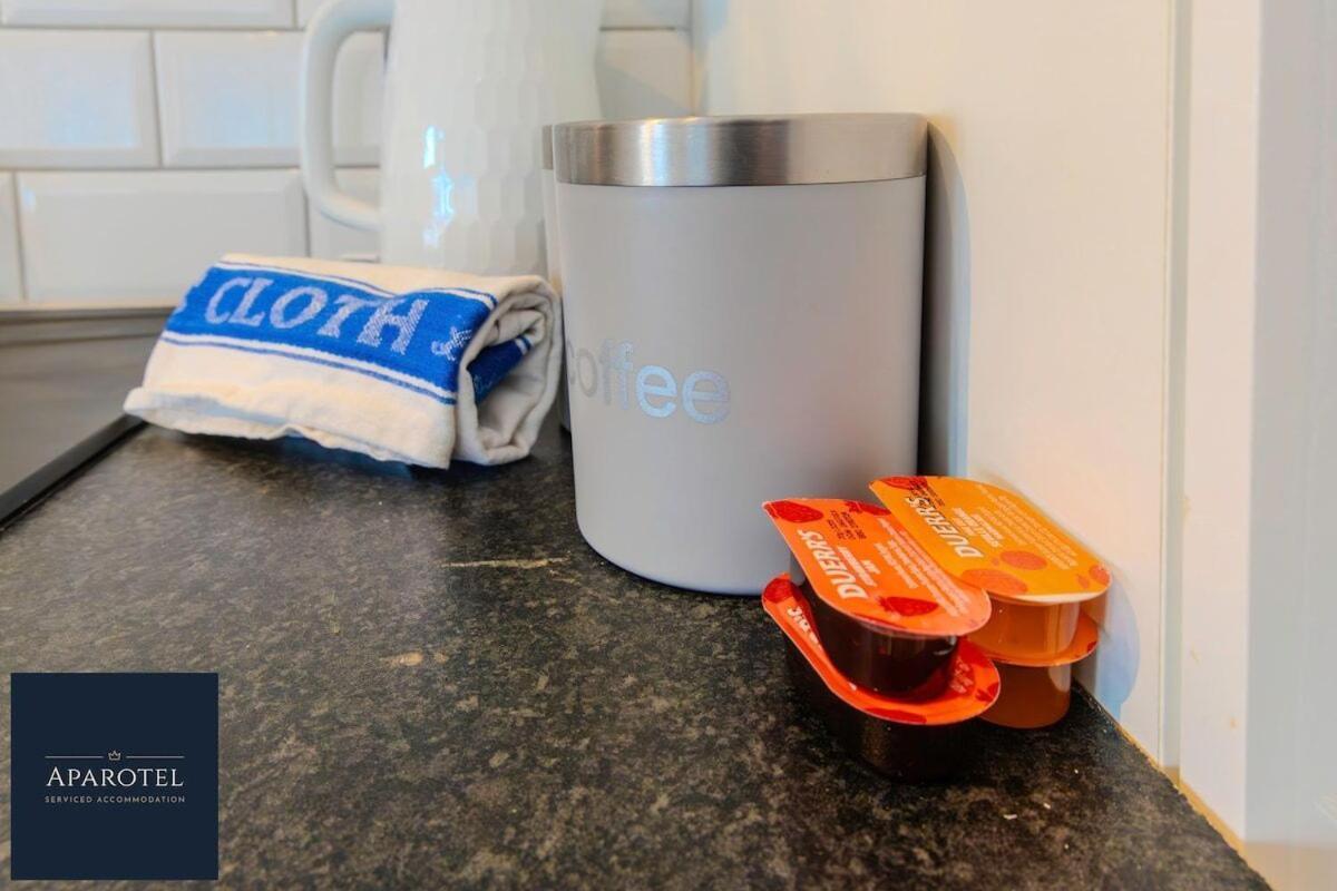 Aparotel Serviced Apartments - Stonehenge, Amesbury Town Centre Camera foto