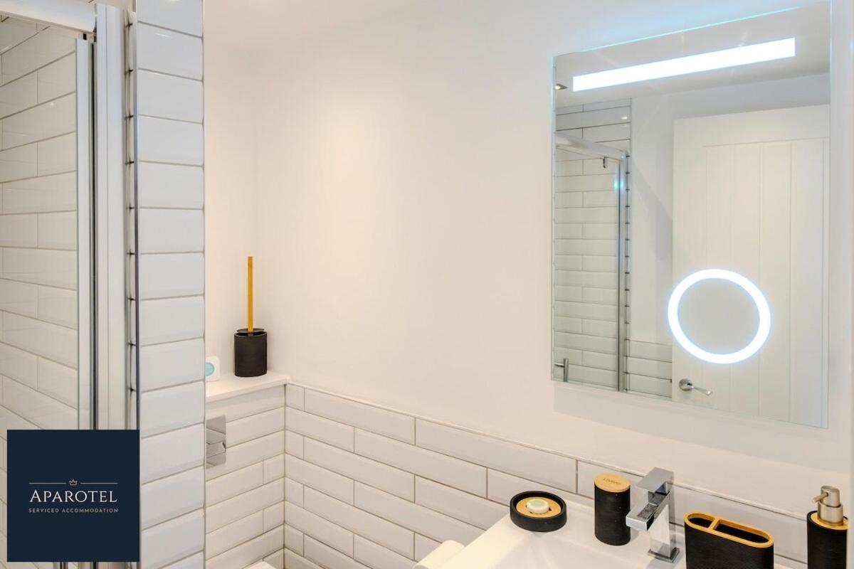Aparotel Serviced Apartments - Stonehenge, Amesbury Town Centre Camera foto