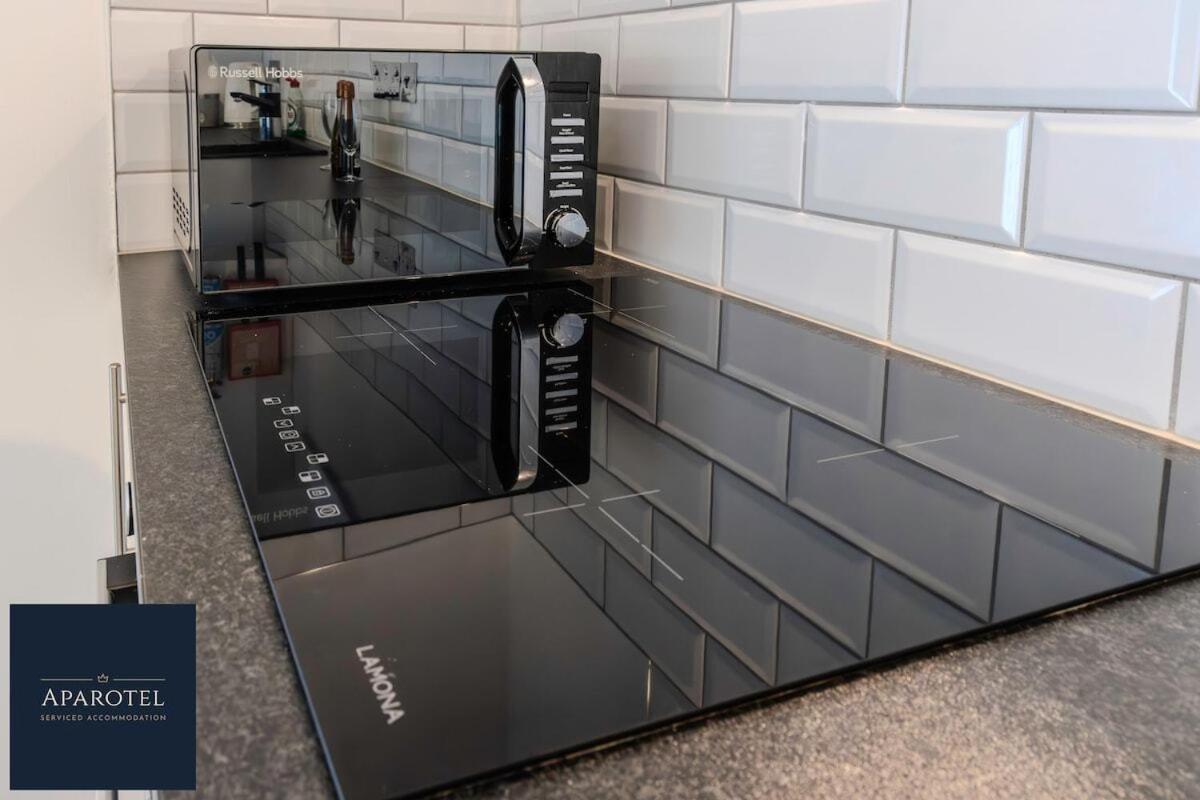 Aparotel Serviced Apartments - Stonehenge, Amesbury Town Centre Camera foto