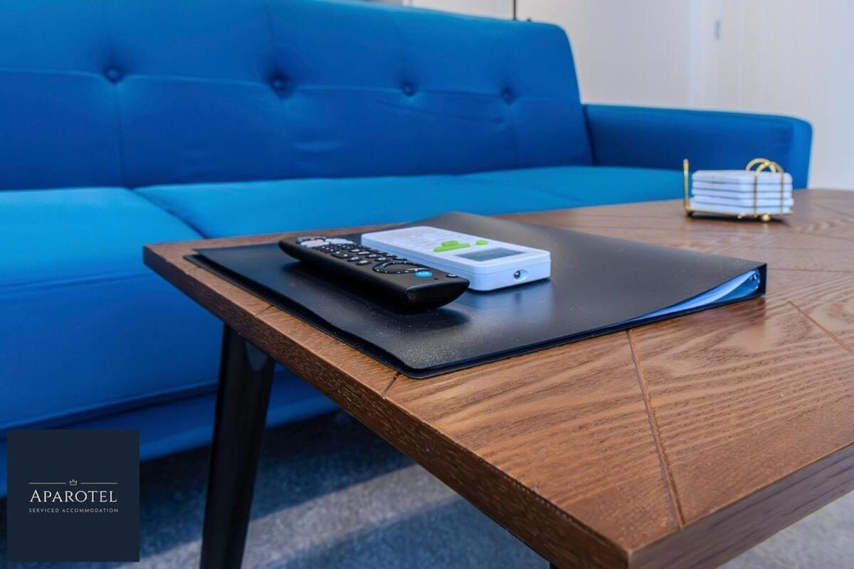Aparotel Serviced Apartments - Stonehenge, Amesbury Town Centre Camera foto