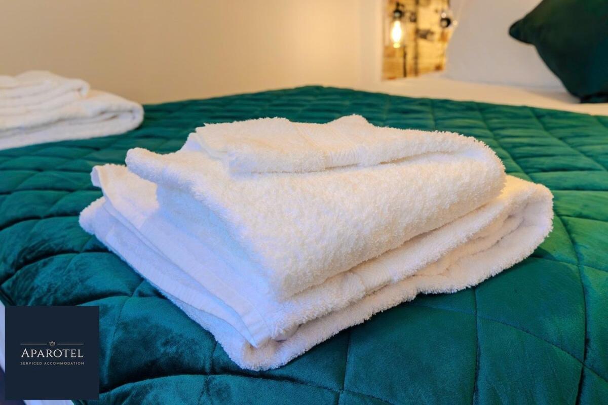 Aparotel Serviced Apartments - Stonehenge, Amesbury Town Centre Camera foto